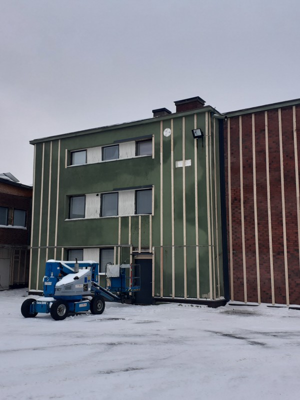 Julkisivupeltityöt